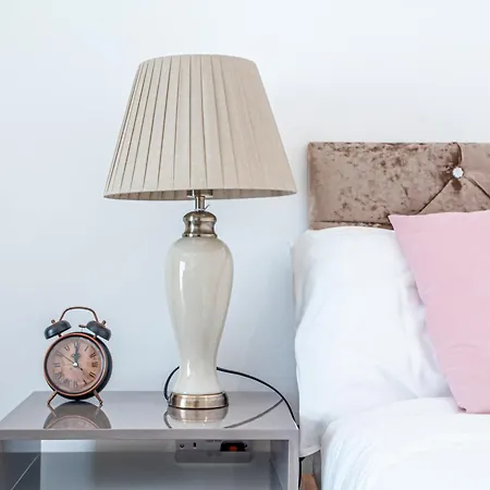 Cozy Urban Escape In *
